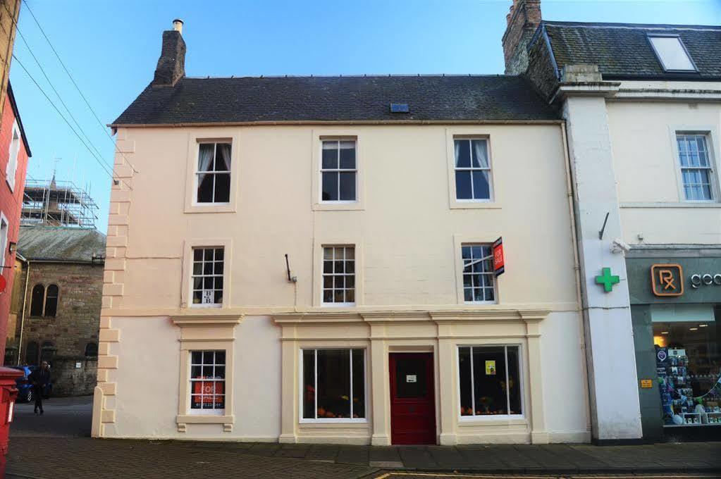 Lady Penelope'S B&B Duns Extérieur photo